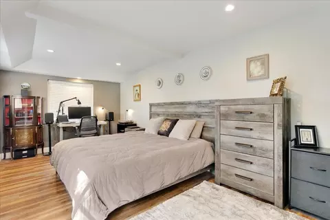 Bedroom - 587 Saint Andrews Dr, Aptos, CA 95003 photo 8 of 9