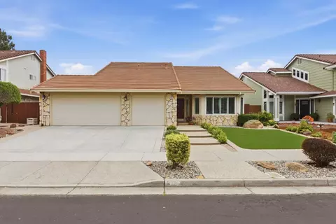 Exterior - 9612 Eagle Hills Way, Gilroy, CA 95020 photo 2 of 8