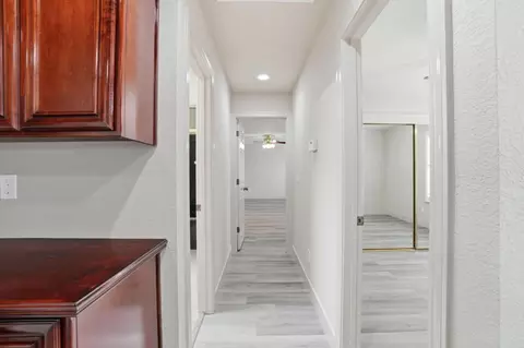 Entry Way - 3216 Allan Adale Dr, Modesto, CA 95355 photo 3 of 8