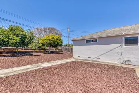Exterior - 1163 Granada Ave, Salinas, CA 93906 photo 5 of 9
