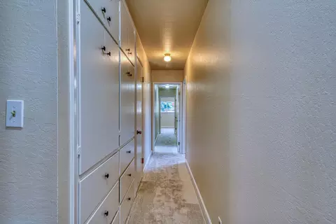 Entry Way - 1163 Granada Ave, Salinas, CA 93906 photo 2 of 2