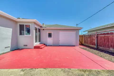 Exterior - 1163 Granada Ave, Salinas, CA 93906 photo 4 of 9