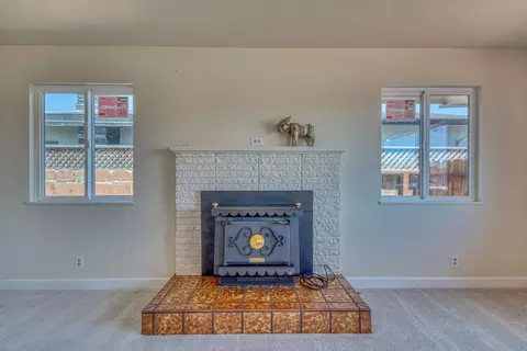 Living - 1163 Granada Ave, Salinas, CA 93906 photo 3 of 6