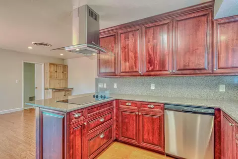 Kitchen - 1163 Granada Ave, Salinas, CA 93906 photo 3 of 4