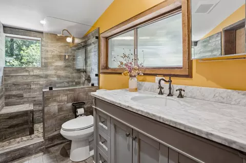 Bath - 973 Forest Way, Brookdale, CA 95007 photo 1 of 2