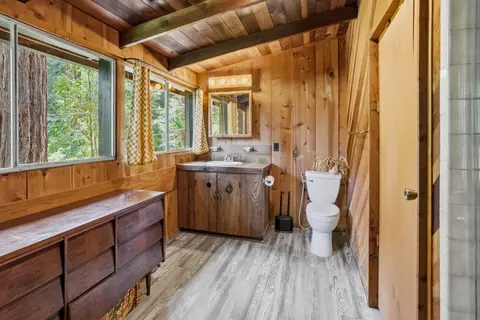 Bath - 973 Forest Way, Brookdale, CA 95007 photo 2 of 2