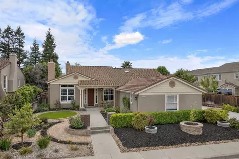 19135 Chinook Ct, Morgan Hill, CA 95037