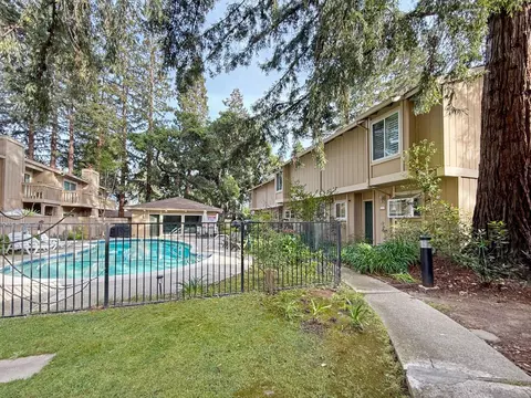 Exterior - 201 Flynn Ave 13, Mountain View, CA 94043 photo 9 of 13