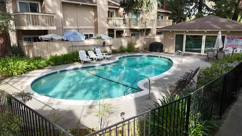 Exterior - 201 Flynn Ave 13, Mountain View, CA 94043 photo 10 of 13