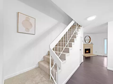 Entry Way - 201 Flynn Ave 13, Mountain View, CA 94043 photo 2 of 4