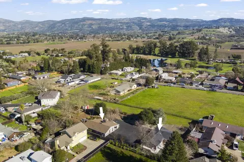 View/Area - 2180 Patton Ave, Napa, CA 94559 photo 1 of 9