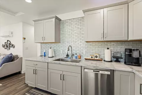 Kitchen - 2180 Patton Ave, Napa, CA 94559 photo 8 of 8