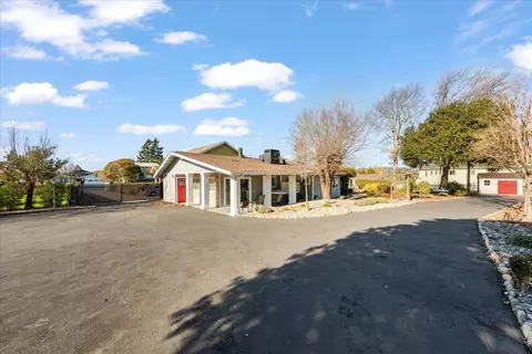 Exterior - 2180 Patton Ave, Napa, CA 94559 photo 3 of 19