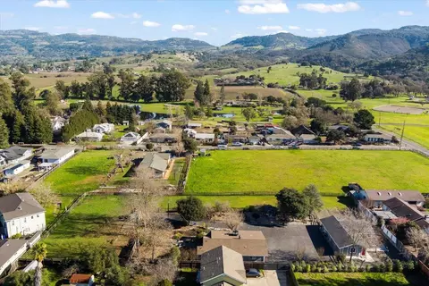 View/Area - 2180 Patton Ave, Napa, CA 94559 photo 4 of 9