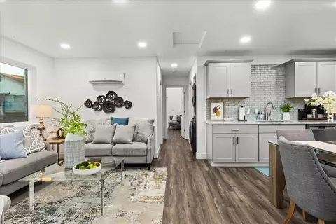 Entry Way - 2180 Patton Ave, Napa, CA 94559 photo 1 of 1