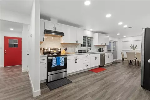 Kitchen - 2180 Patton Ave, Napa, CA 94559 photo 3 of 4