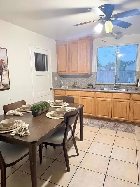 440 W 7th St, Gilroy, CA 95020 photo 3