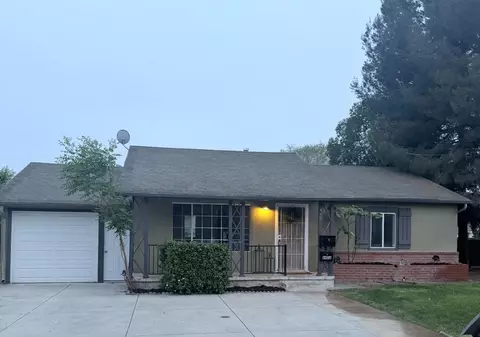 440 W 7th St, Gilroy, CA 95020