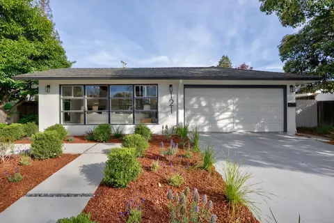 121 Lois Ln, Palo Alto, CA 94303