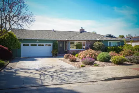 107 Linden St, Santa Cruz, CA 95062