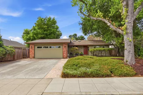 939 Poplar Ave, Sunnyvale, CA 94086