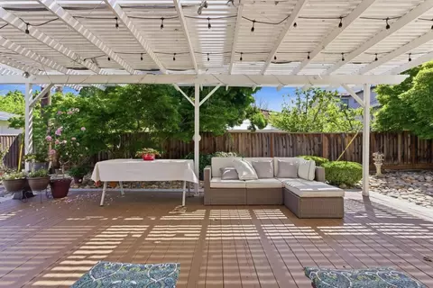 Exterior - 19170 Tilson Ave, Cupertino, CA 95014 photo 6 of 10