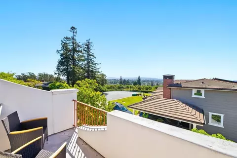 Exterior - 41 S Circle Dr, Santa Cruz, CA 95060 photo 5 of 7