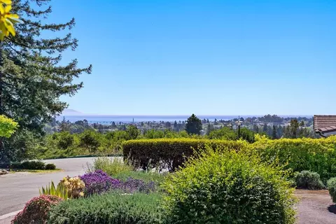View/Area - 41 S Circle Dr, Santa Cruz, CA 95060 photo 1 of 9