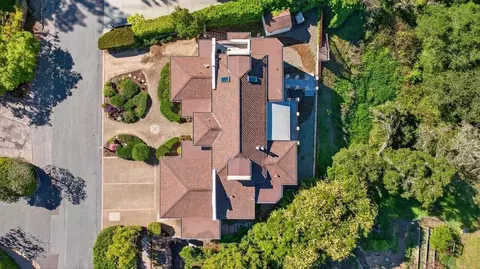 View/Area - 41 S Circle Dr, Santa Cruz, CA 95060 photo 4 of 9