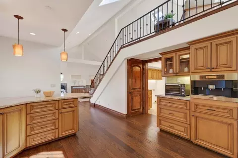 Entry Way - 41 S Circle Dr, Santa Cruz, CA 95060 photo 1 of 4