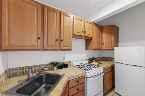 Kitchen - 41 S Circle Dr, Santa Cruz, CA 95060 photo 5 of 5