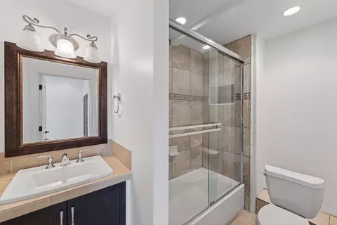 Bath - 41 S Circle Dr, Santa Cruz, CA 95060 photo 6 of 7