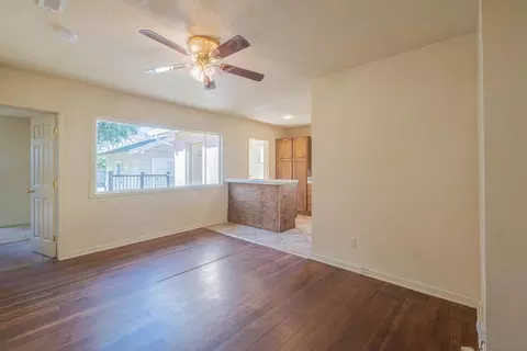 Living - 40 Oak St, Salinas, CA 93901 photo 5 of 6