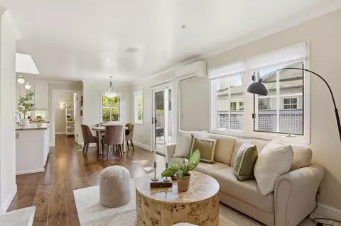 Living - 25381 Markham Ln, Salinas, CA 93908 photo 2 of 2