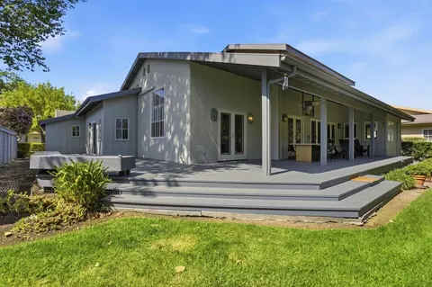 Exterior - 25381 Markham Ln, Salinas, CA 93908 photo 8 of 13