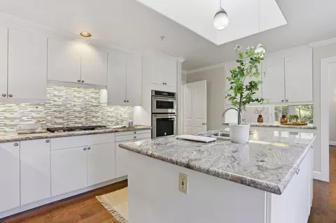 Kitchen - 25381 Markham Ln, Salinas, CA 93908 photo 4 of 4