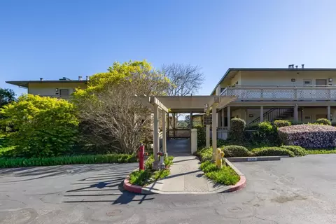 121 Quail Run Ct, Del Rey Oaks, CA 93940