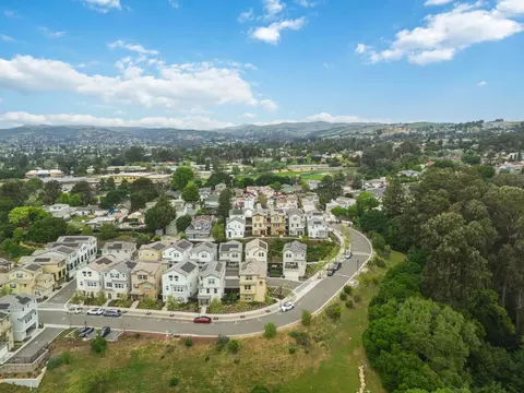 View/Area - 24185 Amaranth Loop, Hayward, CA 94541 photo 9 of 15