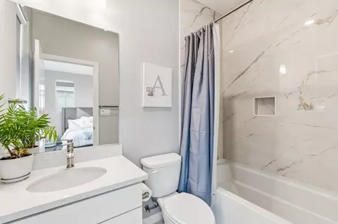 Bath - 24185 Amaranth Loop, Hayward, CA 94541 photo 5 of 6