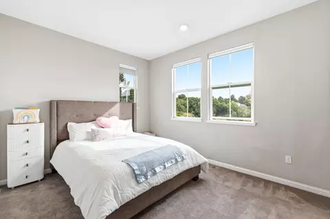 Bedroom - 24185 Amaranth Loop, Hayward, CA 94541 photo 4 of 5