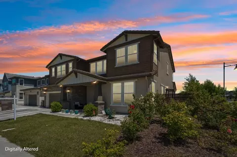 Exterior - 2603 Mulholland Dr, Lathrop, CA 95330 photo 5 of 14