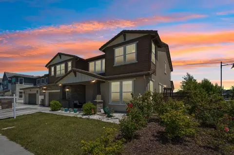 Exterior - 2603 Mulholland Dr, Lathrop, CA 95330 photo 7 of 14