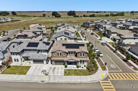 View/Area - 2603 Mulholland Dr, Lathrop, CA 95330 photo 5 of 13