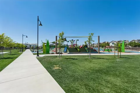 Exterior - 2603 Mulholland Dr, Lathrop, CA 95330 photo 14 of 14