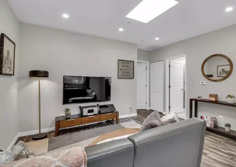 Living - Th St, Oakland, CA 94609 photo 2 of 2