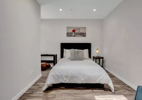 Bedroom - Th St, Oakland, CA 94609 photo 4 of 4