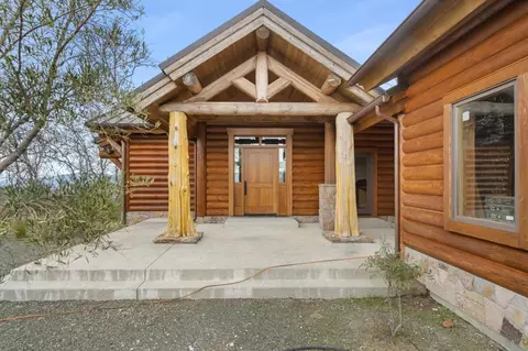 Exterior - 1525 Headlands Dr, Napa, CA 94558 photo 6 of 19