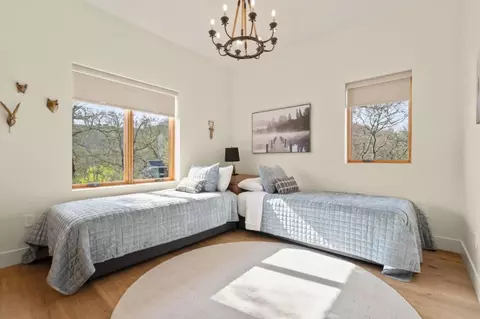 Bedroom - 1525 Headlands Dr, Napa, CA 94558 photo 3 of 9