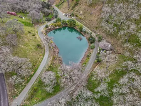 View/Area - 1525 Headlands Dr, Napa, CA 94558 photo 19 of 25