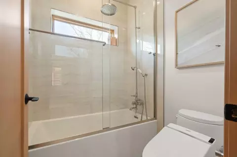 Bath - 1525 Headlands Dr, Napa, CA 94558 photo 4 of 8